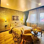 酒店 Golden Rock House *