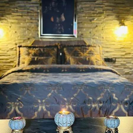 Hotel Golden Rock House *