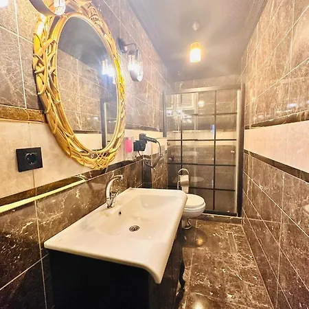 Apartment Golden Rock House
