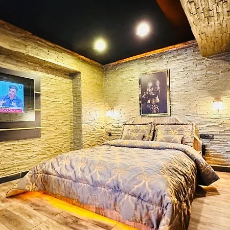 Golden Rock House Hotel