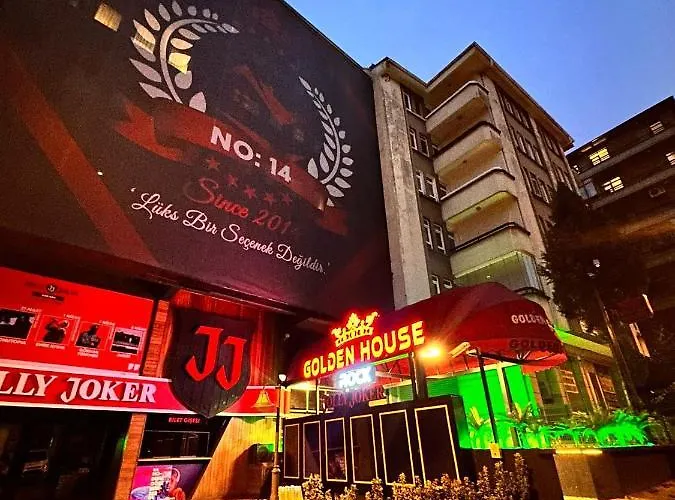 Golden Rock House فندق