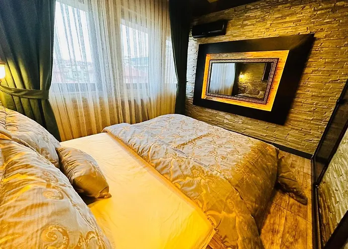 ホテル Golden Rock House