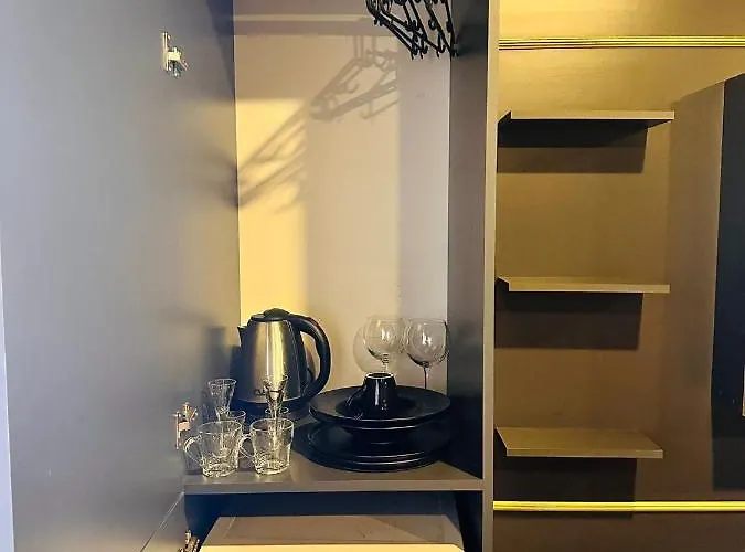 فندق Golden Rock House