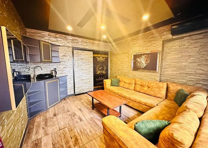 فندق Golden Rock House